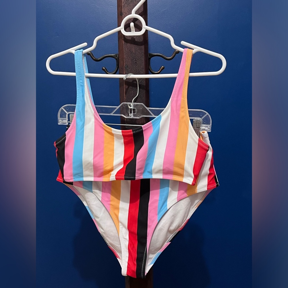 Ladies swim suit very colorful- S/M